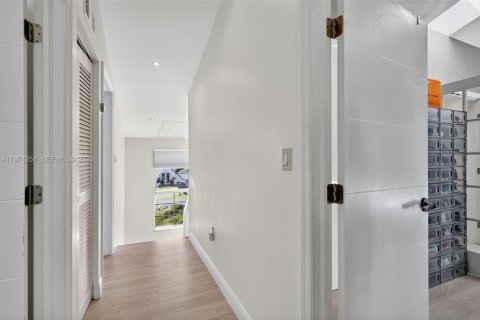 Купить виллу или дом в Майами, Флорида 3 спальни, 134.62м2, № 2036465 - фото 7