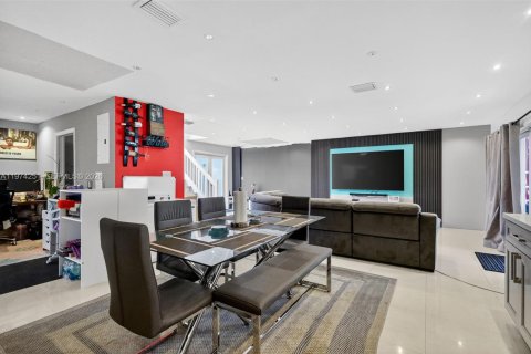 Купить виллу или дом в Майами, Флорида 3 спальни, 134.62м2, № 2036465 - фото 5