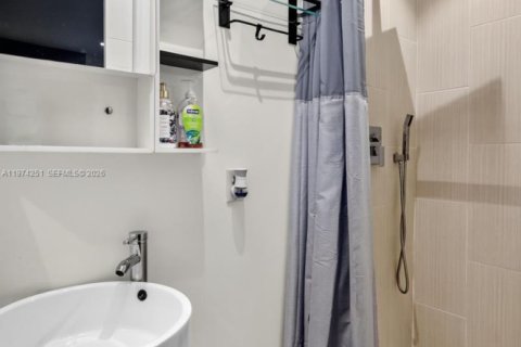 Купить виллу или дом в Майами, Флорида 3 спальни, 134.62м2, № 2036465 - фото 21