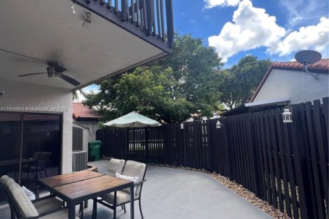 Casa en venta en Miami, Florida, 2 dormitorios, 126.35 m2 № 2012853 - foto 30