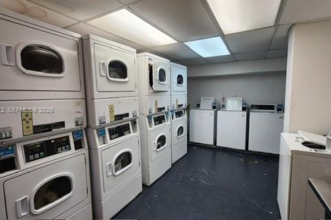 Снять в аренду кондоминиум в Майами, Флорида 1 спальня, 67.17м2, № 2034033 - фото 5