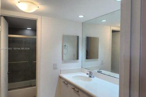 Снять в аренду кондоминиум в Майами, Флорида 1 спальня, 67.17м2, № 2034033 - фото 18