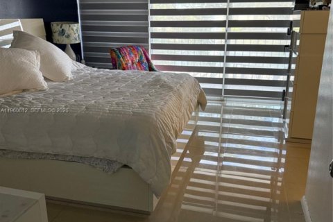 Купить таунхаус в Майами, Флорида 3 спальни, 136.66м2, № 2024313 - фото 2