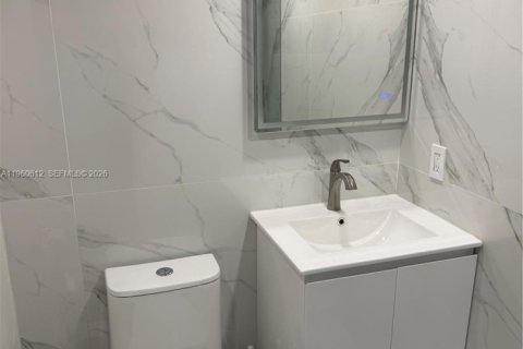 Купить таунхаус в Майами, Флорида 3 спальни, 136.66м2, № 2024313 - фото 12