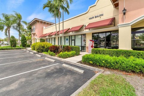 Immobilier commercial à vendre à Coconut Creek, Floride № 2171322 - photo 3