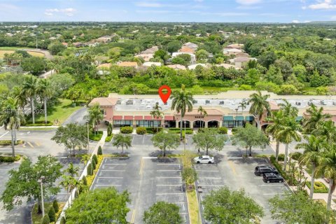 Immobilier commercial à vendre à Coconut Creek, Floride № 2171322 - photo 27