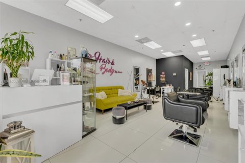Immobilier commercial à Coconut Creek, Floride № 2171322