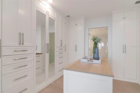 Condo in Tampa, Florida, 4 bedrooms  № 2384133 - photo 30