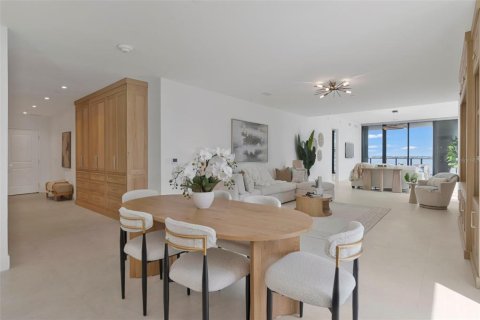Condo in Tampa, Florida, 4 bedrooms  № 2384133 - photo 5