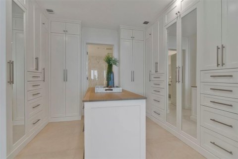 Condo in Tampa, Florida, 4 bedrooms  № 2384133 - photo 28