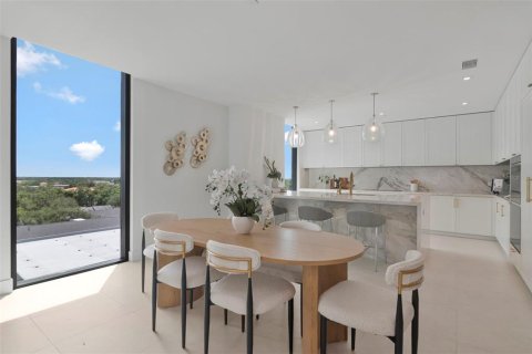 Condo in Tampa, Florida, 4 bedrooms  № 2384133 - photo 17