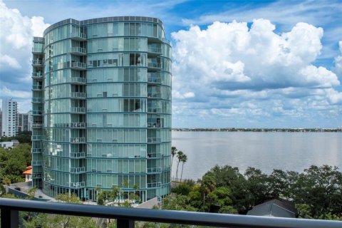 Condo in Tampa, Florida, 4 bedrooms  № 2384133 - photo 4
