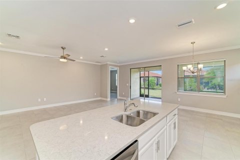 House in Nokomis, Florida 4 bedrooms, 187.94 sq.m. № 2155945 - photo 29