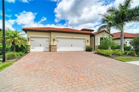House in Nokomis, Florida 4 bedrooms, 187.94 sq.m. № 2155945 - photo 8