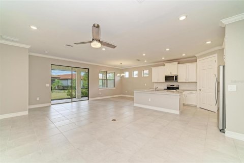 House in Nokomis, Florida 4 bedrooms, 187.94 sq.m. № 2155945 - photo 17