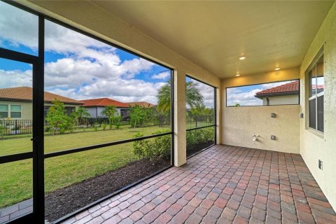 House in Nokomis, Florida 4 bedrooms, 187.94 sq.m. № 2155945 - photo 18