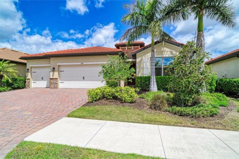 House in Nokomis, Florida 4 bedrooms, 187.94 sq.m. № 2155945