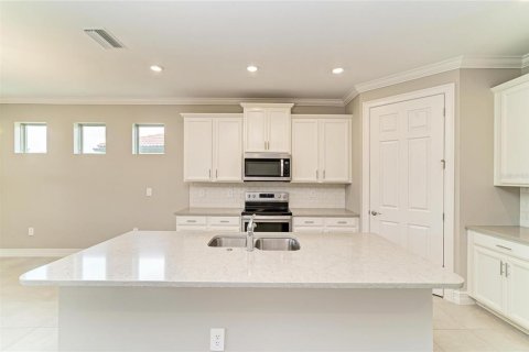 House in Nokomis, Florida 4 bedrooms, 187.94 sq.m. № 2155945 - photo 24