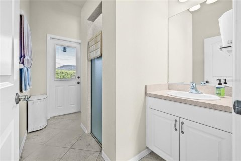 House in Parrish, Florida 4 bedrooms, 260.31 sq.m. № 1819011 - photo 17