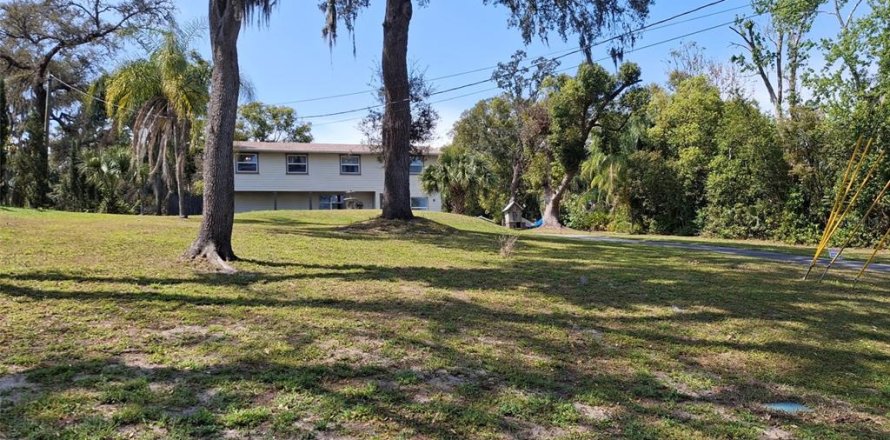 Casa en Altamonte Springs, Florida 3 dormitorios, 271 m2 № 1519113