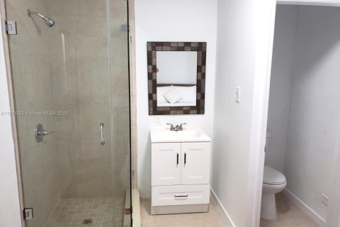 Casa en venta en Miami, Florida, 2 dormitorios, 97.36 m2 № 1975214 - foto 23