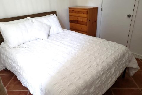 Casa en venta en Miami, Florida, 2 dormitorios, 97.36 m2 № 1975214 - foto 22
