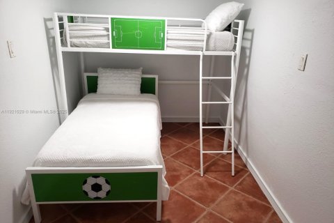 Casa en venta en Miami, Florida, 2 dormitorios, 97.36 m2 № 1975214 - foto 25