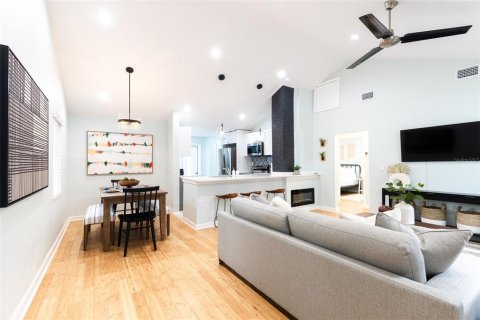 Villa ou maison à vendre à Tampa, Floride: 3 chambres, 142.98 m2 № 1907485 - photo 5