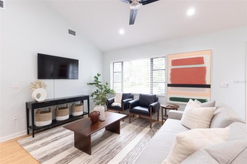Villa ou maison à vendre à Tampa, Floride: 3 chambres, 142.98 m2 № 1907485 - photo 6