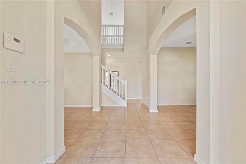 Villa ou maison à vendre à Homestead, Floride: 5 chambres, 263.56 m2 № 1944610 - photo 29