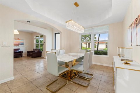 Villa ou maison à vendre à Homestead, Floride: 5 chambres, 263.56 m2 № 1944610 - photo 14