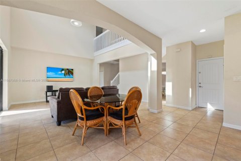 Villa ou maison à vendre à Homestead, Floride: 5 chambres, 263.56 m2 № 1944610 - photo 16