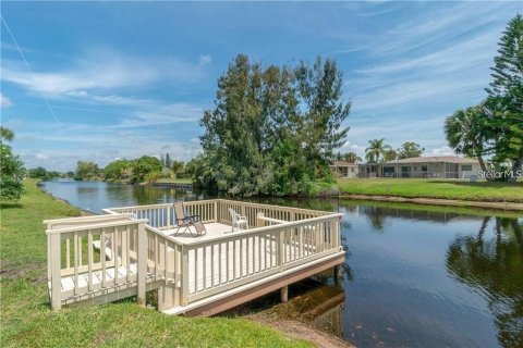 Condo in Rotonda, Florida, 1 bedroom  № 1767190 - photo 6
