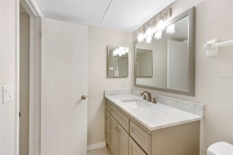 Condo in Rotonda, Florida, 1 bedroom  № 1767190 - photo 29