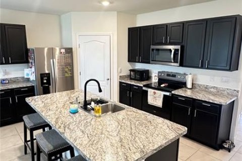 House in Haines City, Florida 4 bedrooms, 173.45 sq.m. № 2227913 - photo 6