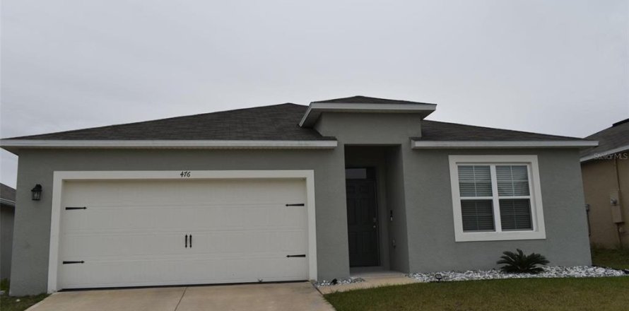 House in Haines City, Florida 4 bedrooms, 173.45 sq.m. № 2227913