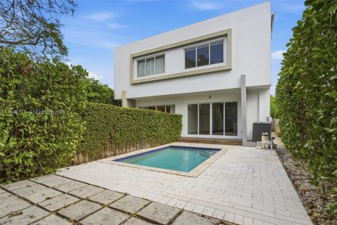 Touwnhouse à vendre à Miami, Floride: 3 chambres, 189.43 m2 № 2000139 - photo 7