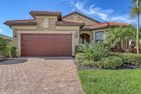 House in Sarasota, Florida 2 bedrooms, 176.79 sq.m. № 1886199 - photo 13