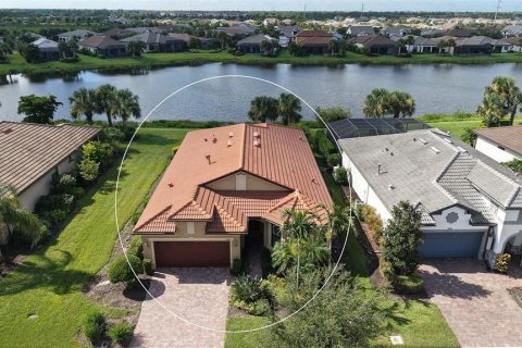 House in Sarasota, Florida 2 bedrooms, 176.79 sq.m. № 1886199 - photo 7