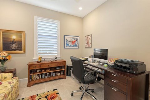 House in Sarasota, Florida 2 bedrooms, 176.79 sq.m. № 1886199 - photo 17