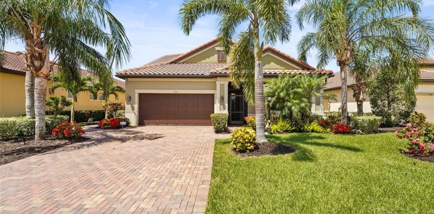House in Bradenton, Florida 4 bedrooms, 283.07 sq.m. № 1822387