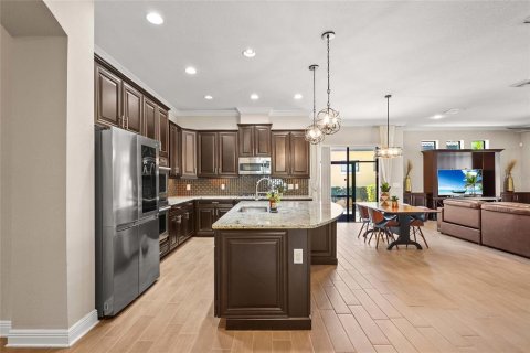 House in Bradenton, Florida 4 bedrooms, 283.07 sq.m. № 1822387 - photo 11
