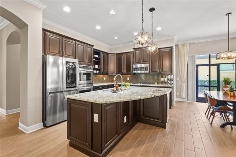 House in Bradenton, Florida 4 bedrooms, 283.07 sq.m. № 1822387 - photo 8