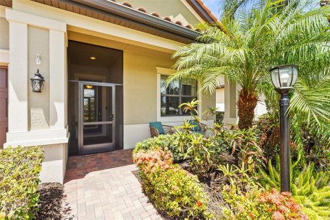 House in Bradenton, Florida 4 bedrooms, 283.07 sq.m. № 1822387 - photo 4