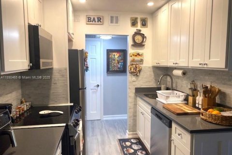 Copropriété à vendre à Tamarac, Floride: 1 chambre, 63.17 m2 № 1946494 - photo 4