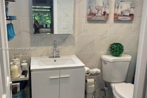 Copropriété à vendre à Tamarac, Floride: 1 chambre, 63.17 m2 № 1946494 - photo 11