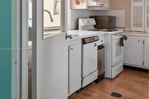 Copropriété à vendre à Tamarac, Floride: 1 chambre, 63.17 m2 № 1946494 - photo 23