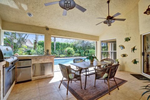 Casa en venta en Weston, Florida, 4 dormitorios, 209.4 m2 № 2033479 - foto 14