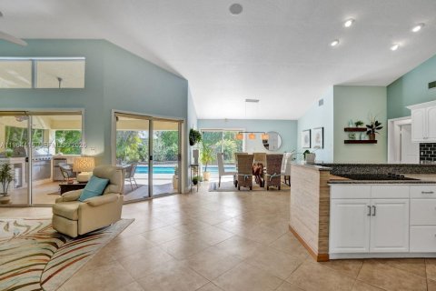 Casa en venta en Weston, Florida, 4 dormitorios, 209.4 m2 № 2033479 - foto 17