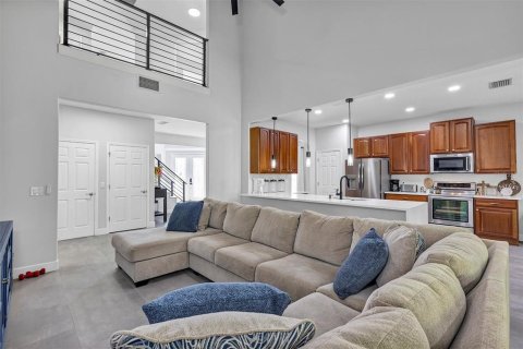 Casa en venta en Orlando, Florida, 3 dormitorios, 275.55 m2 № 1838149 - foto 17